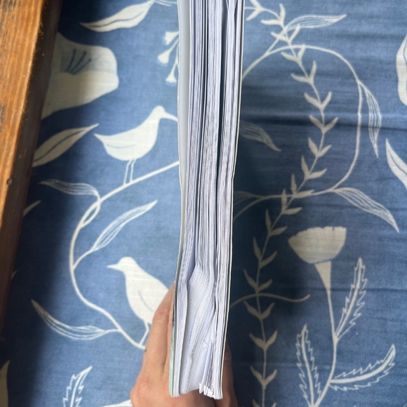 Moms on Call (0-6 months) by Laura Hunter and Jennifer Walker - Picture 4 of 4